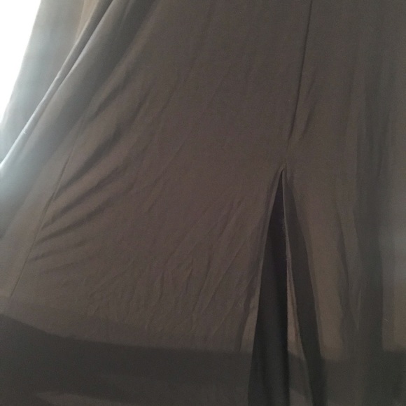 Long black evening dress. New with tags - Picture 4 of 5